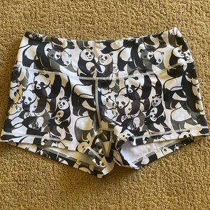 Feedmefightme size small M